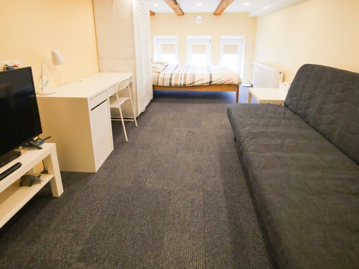 Low Ceiling Apartment Рига Екстер'єр фото